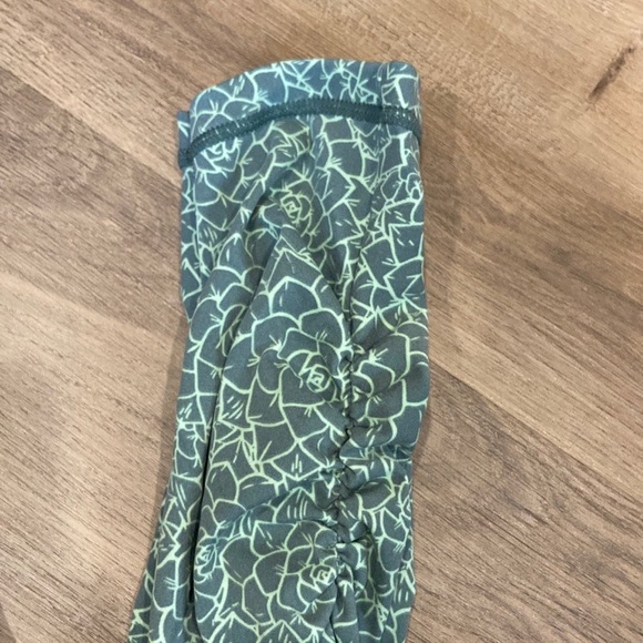 BuffBunny Aloe Leggings-Eden Print Green - Picture 3 of 3